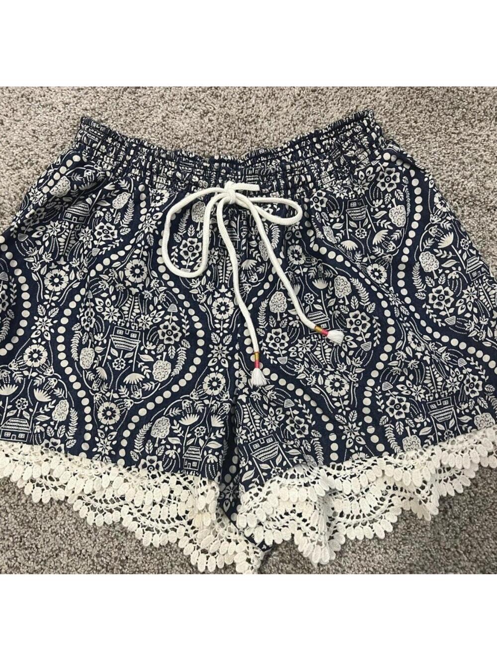 Matilda Jane Women's Hello Darlin Shorts Sz Small Joanna Gaines [COPY]